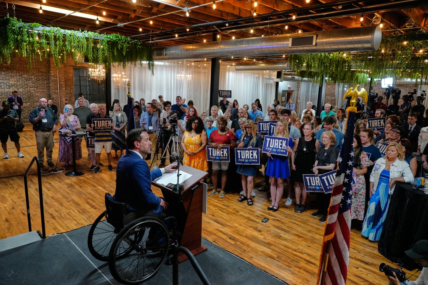 Democrat Josh Turek and GOP's Ashley Hinson to compete for pivotal US Senate seat in Iowa | iNFOnews.ca Democrat Josh Turek and GOP's Ashley Hinson to compete for pivotal US Senate seat in Iowa | iNFOnews.ca