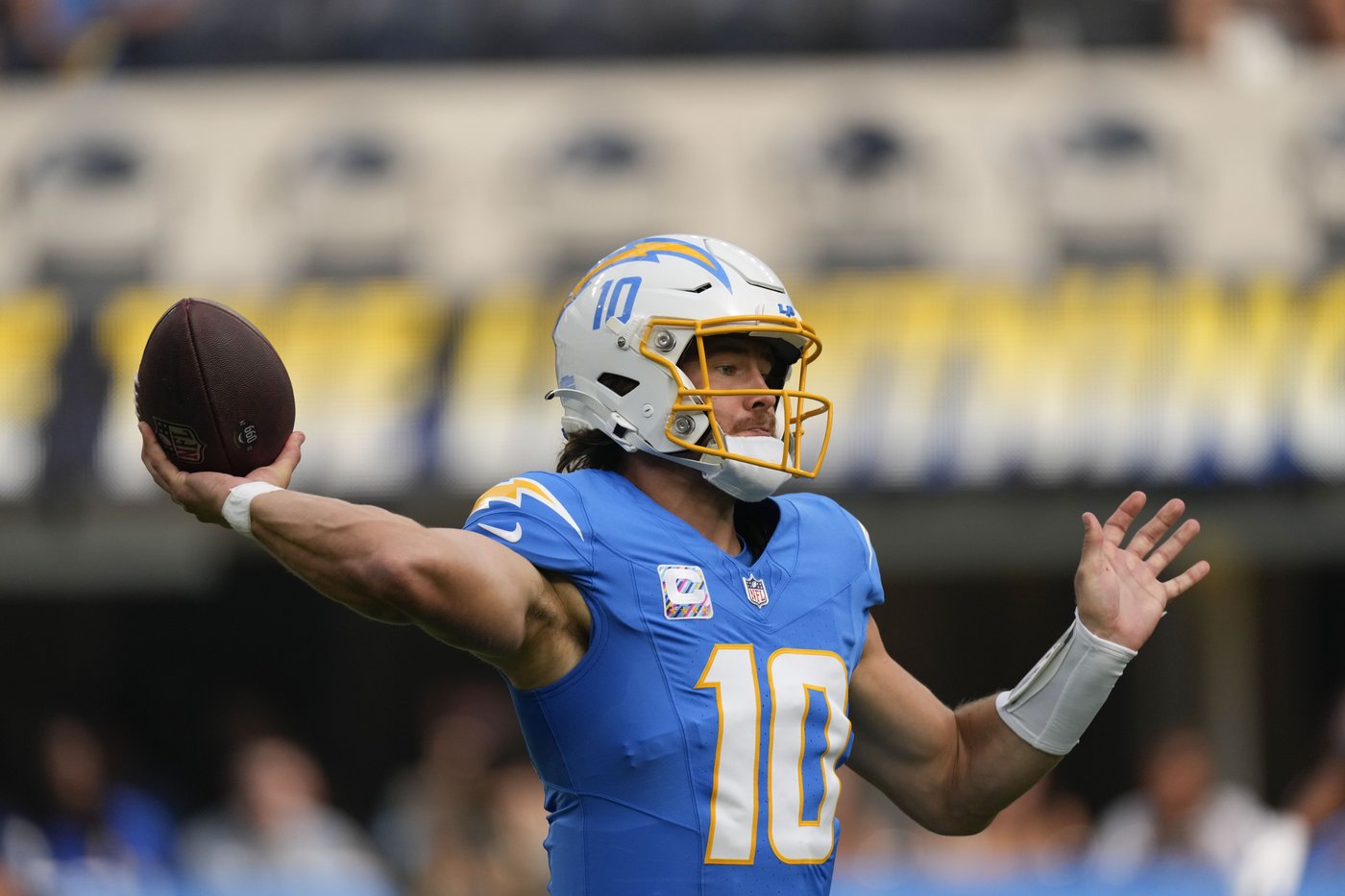 Jameis Winston's 3-TD start gives Browns some belief, momentum heading into matchup with Chargers | iNFOnews.ca Jameis Winston's 3-TD start gives Browns some belief, momentum heading into matchup with Chargers | iNFOnews.ca