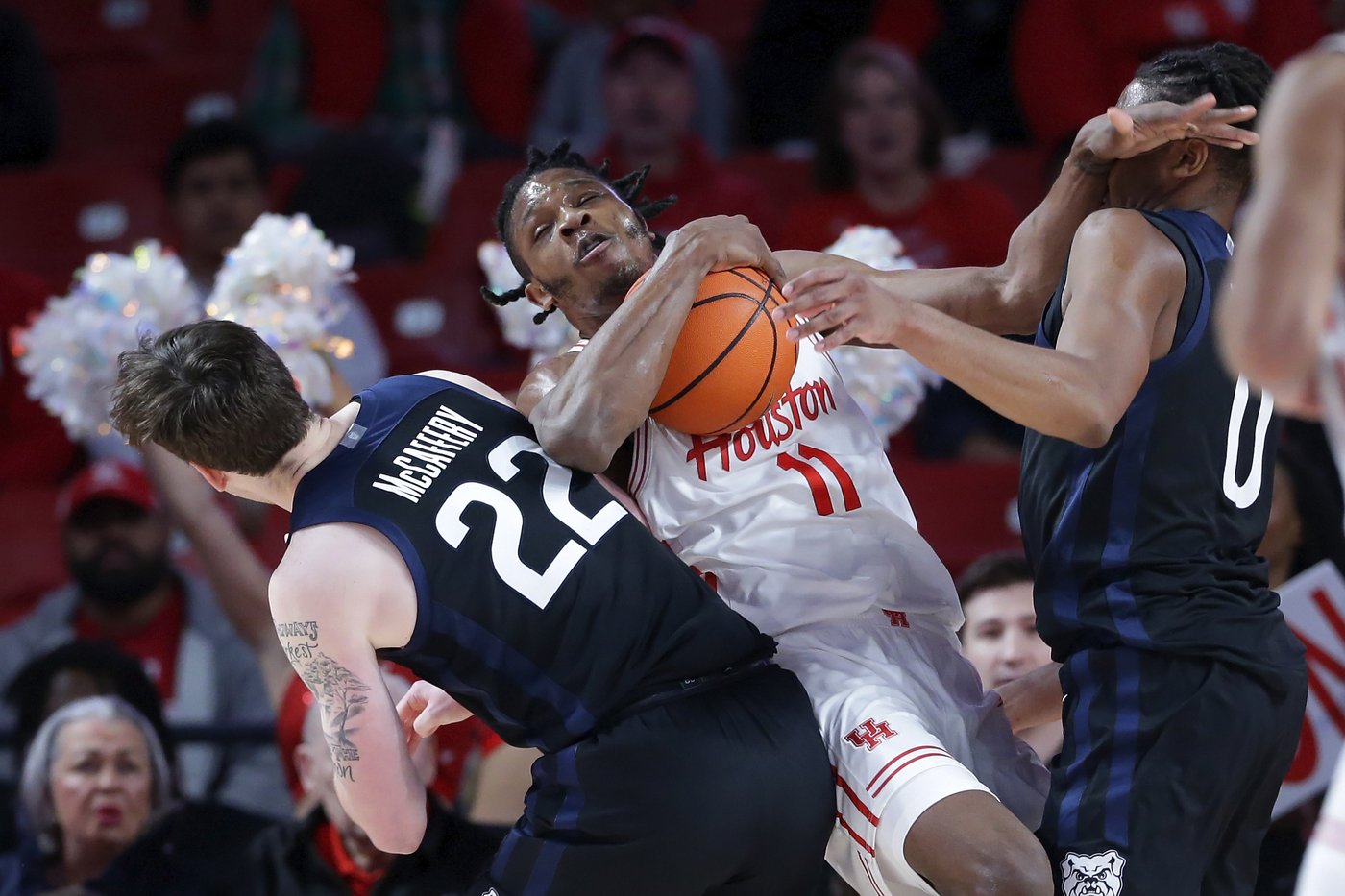 L.J. Cryer scores 18 of his 20 points in 2nd half and No. 17 Houston beats Butler 79-51 | iNFOnews.ca