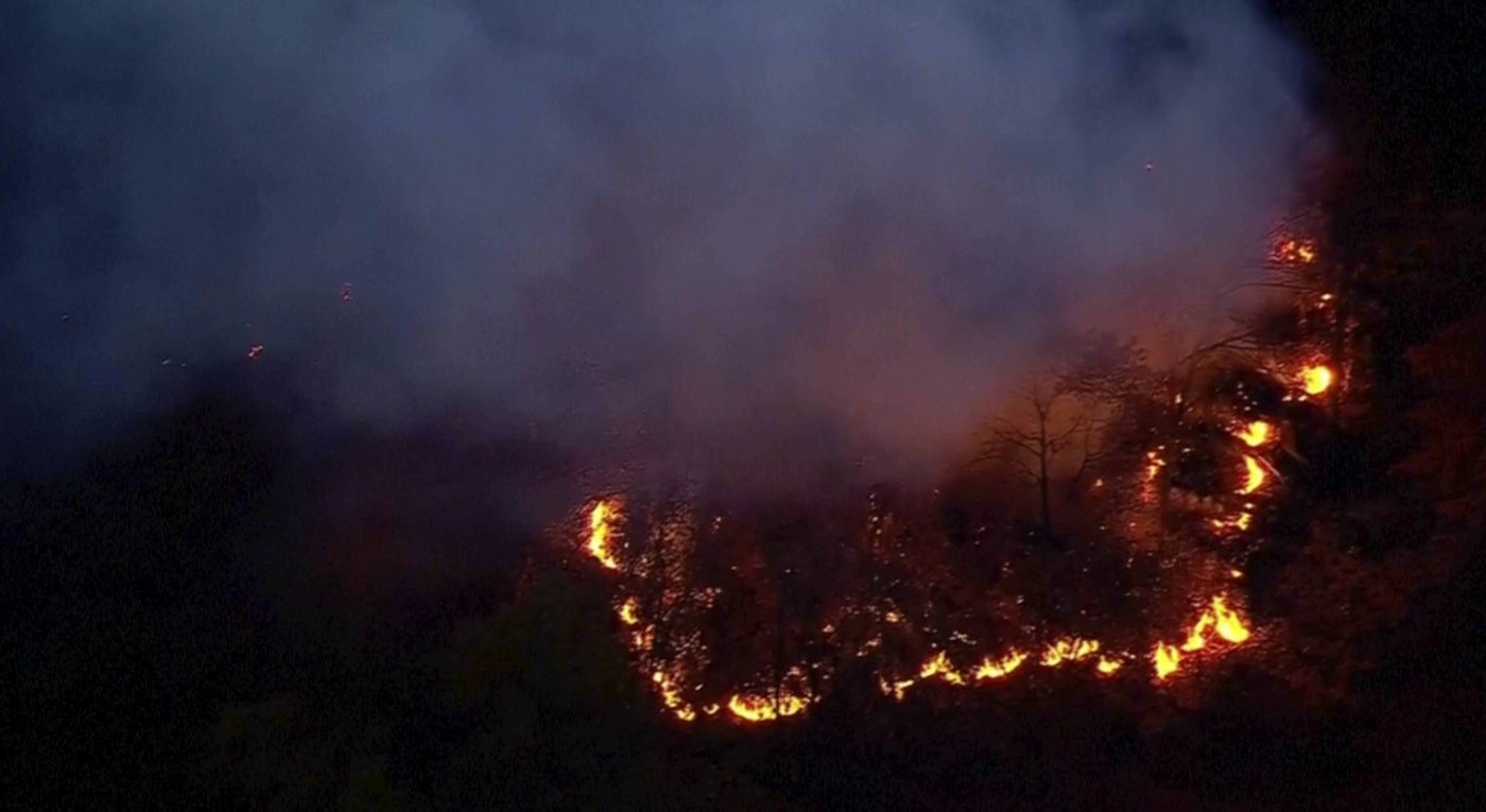 2 charged with setting some Northeast wildfires amid New Jersey drought warning and blazes out West | iNFOnews.ca