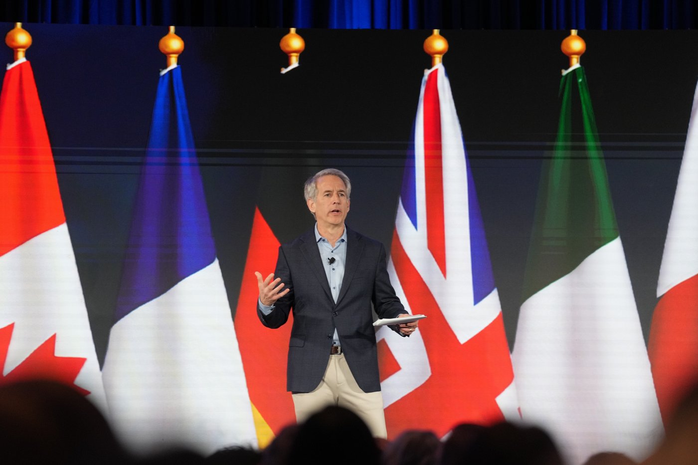 Democratic moderates warn that leaning too far left in midterms sets up presidential loss in 2028 | iNFOnews.ca Democratic moderates warn that leaning too far left in midterms sets up presidential loss in 2028 | iNFOnews.ca