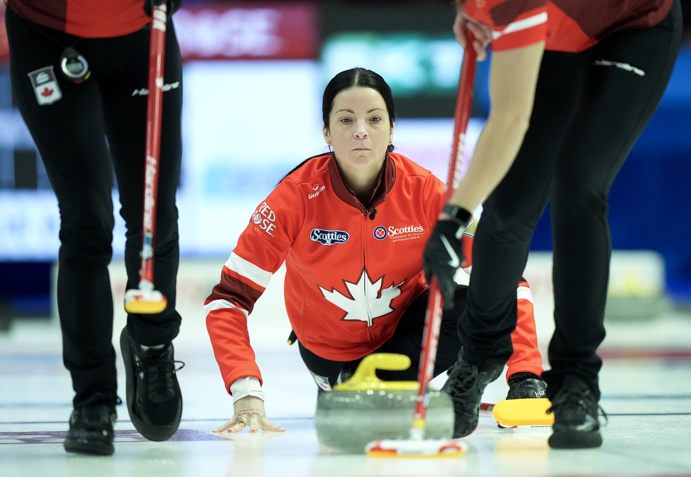 Einarson, Peterson, Sturmay and Black secure playoff spots at the Scotties | iNFOnews.ca