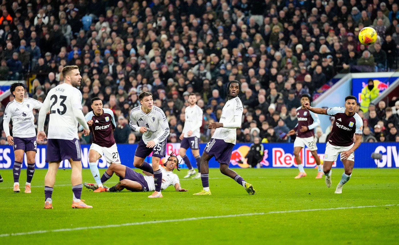 Aston Villa beats Man United 2-1 to seal 10th straight win | iNFOnews.ca