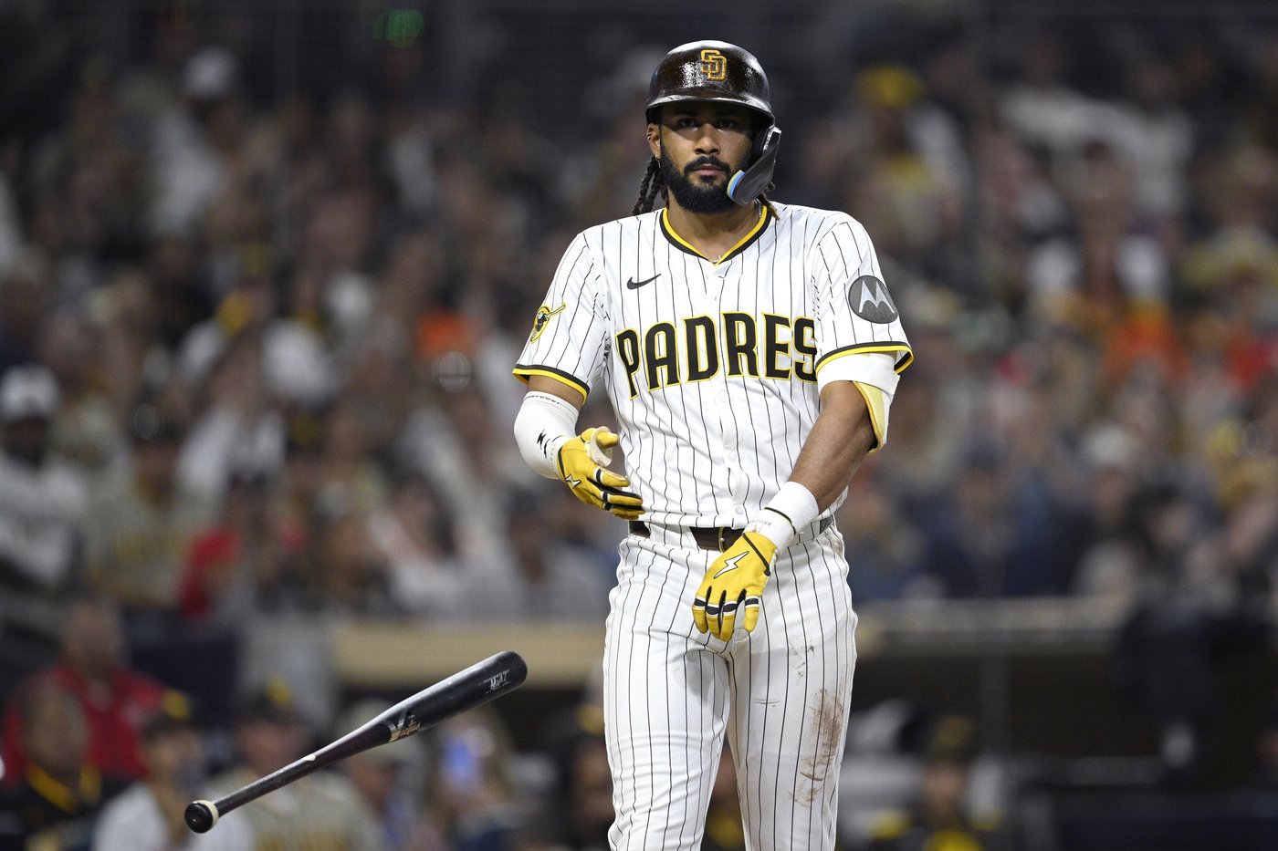 Pivetta strikes out 10 in combined 4-hitter as the Padres beat the Giants 5-1 | iNFOnews.ca