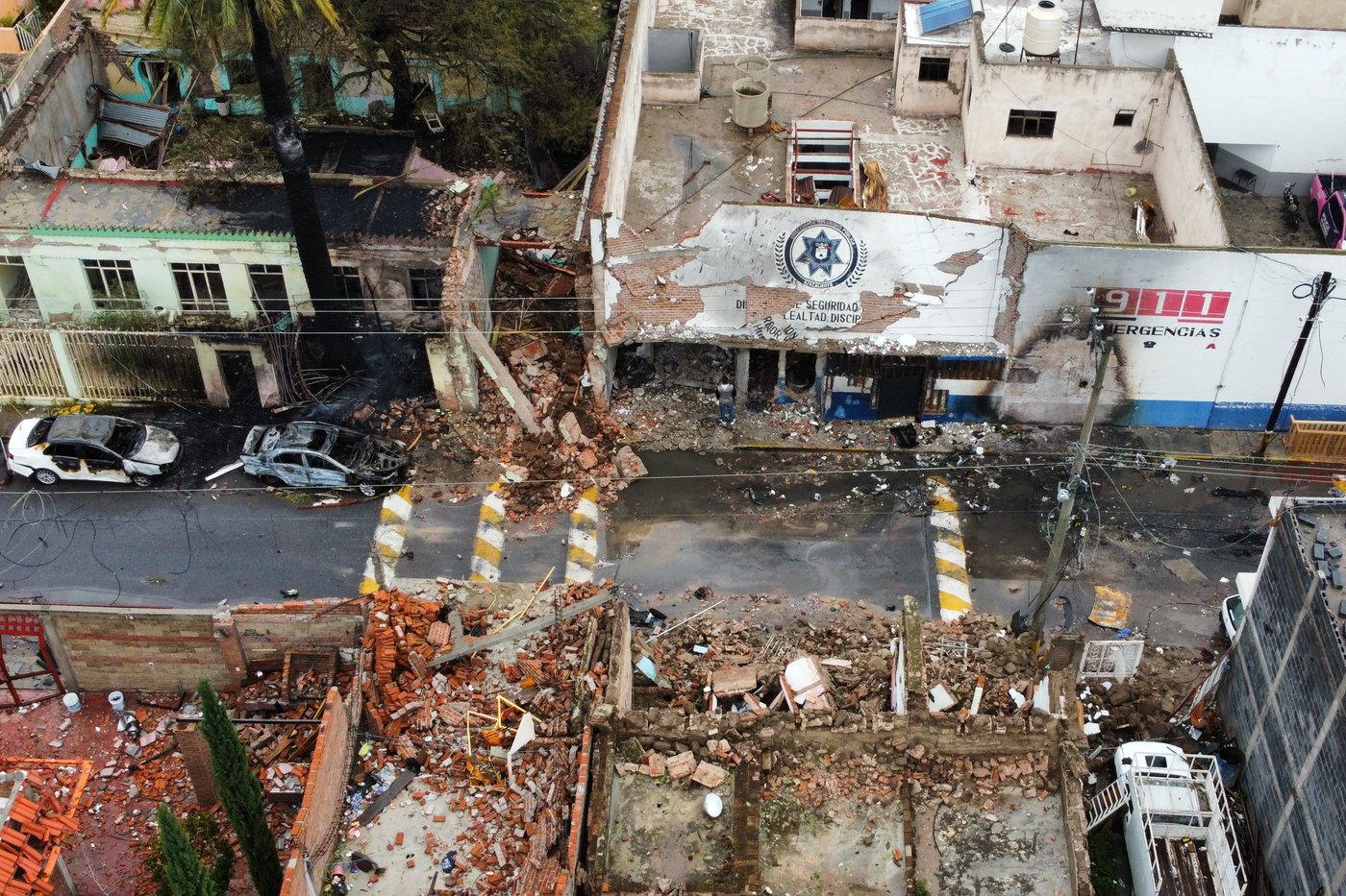 Why Mexican cartels are increasingly using car bombs and other explosives | iNFOnews.ca