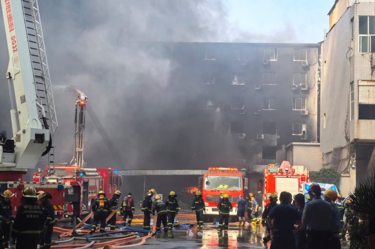 Fire at a shoe factory kills 28 in one of China's deadliest blazes in recent years | iNFOnews.ca