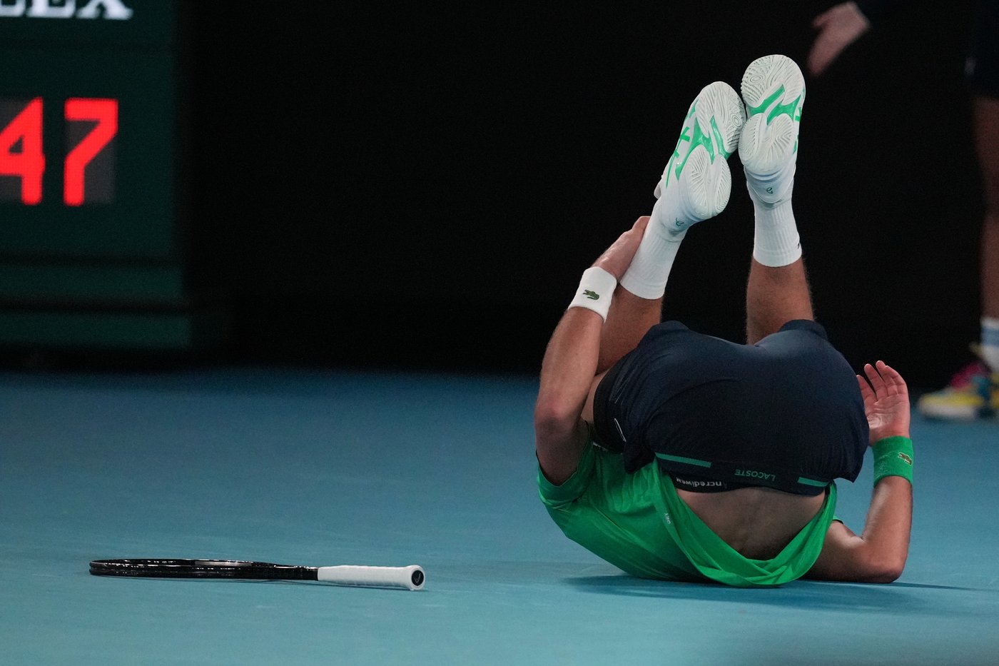 Djokovic secures 400th Grand Slam match win to extend record, ties Federer's Australian Open mark | iNFOnews.ca Djokovic secures 400th Grand Slam match win to extend record, ties Federer's Australian Open mark | iNFOnews.ca
