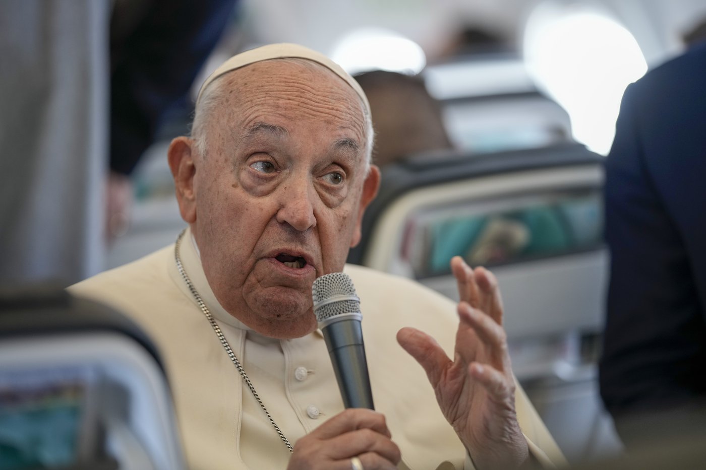 Pope Francis suggests Israel's actions in Gaza and Lebanon are disproportionate and immoral | iNFOnews.ca