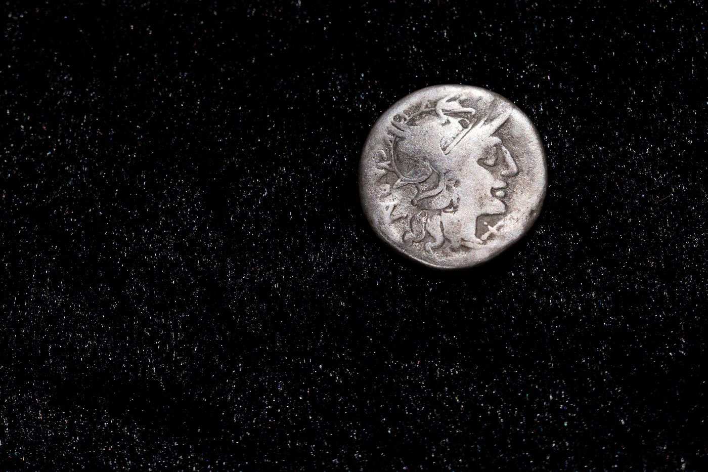 Amateur archaeologist finds Germany’s biggest hoard of ancient Roman silver coins | iNFOnews.ca Amateur archaeologist finds Germany’s biggest hoard of ancient Roman silver coins | iNFOnews.ca