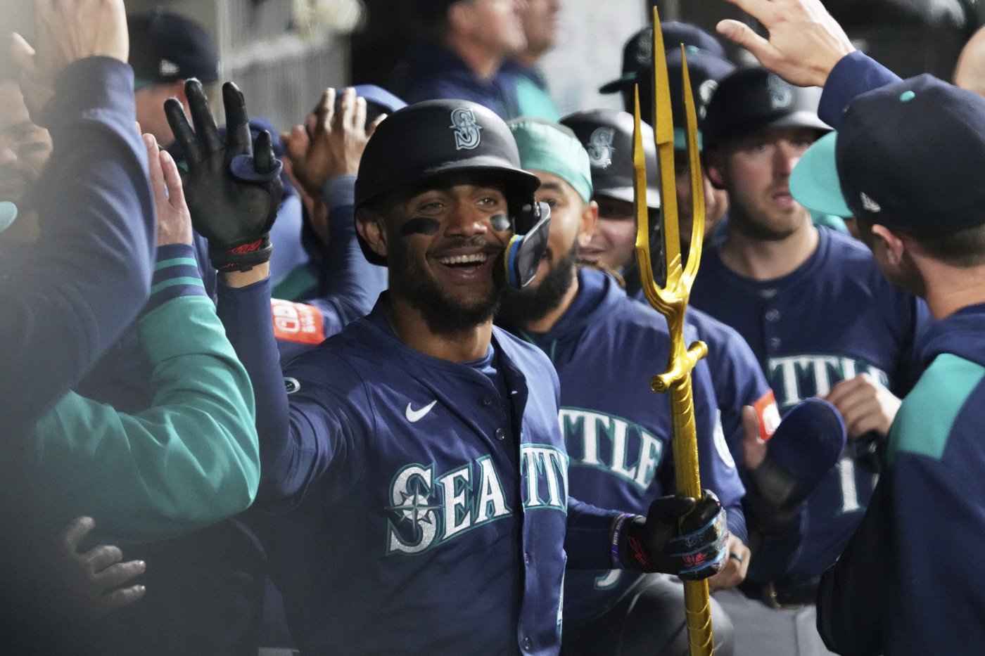 Rodríguez hits a grand slam as Castillo and the Mariners beat the White Sox 5-1 | iNFOnews.ca Rodríguez hits a grand slam as Castillo and the Mariners beat the White Sox 5-1 | iNFOnews.ca