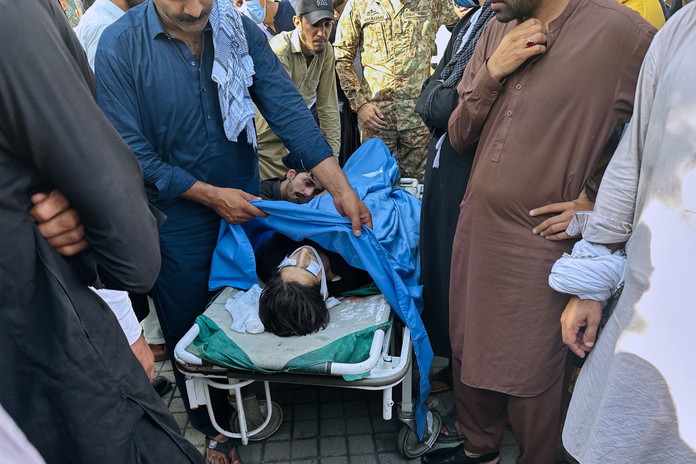 Pakistan opens talks with Kashmir protesters as PM calls for calm after deadly clashes | iNFOnews.ca Pakistan opens talks with Kashmir protesters as PM calls for calm after deadly clashes | iNFOnews.ca