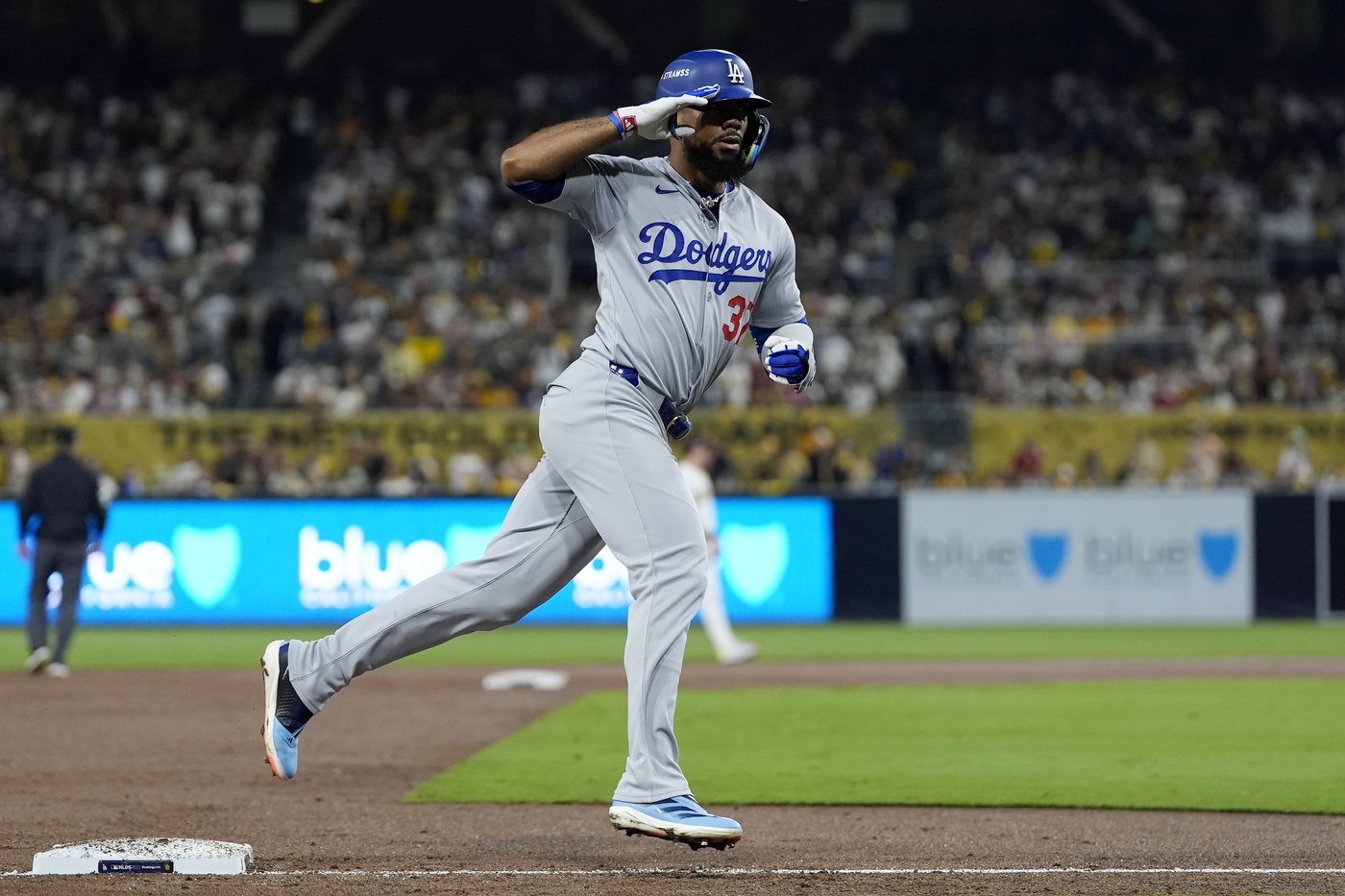 Tatis homers again as the Padres beat the Dodgers 6-5 for a 2-1 NLDS lead | iNFOnews.ca