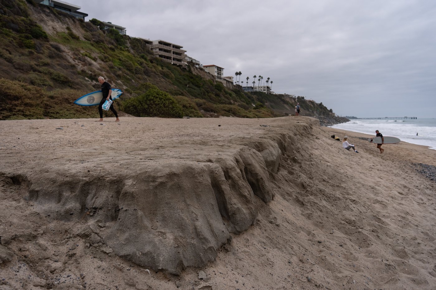Sea level rise is reshaping a California beach town and threatening a key rail line | iNFOnews.ca Sea level rise is reshaping a California beach town and threatening a key rail line | iNFOnews.ca