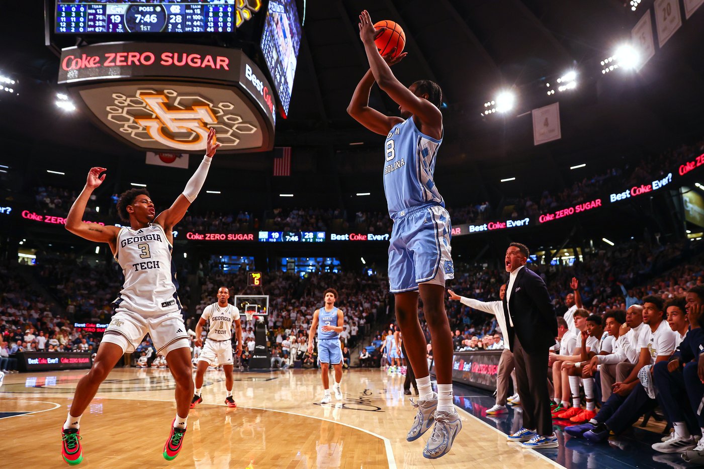 UNC freshman Caleb Wilson puts on a high-flying show for the home folks in Atlanta | iNFOnews.ca UNC freshman Caleb Wilson puts on a high-flying show for the home folks in Atlanta | iNFOnews.ca