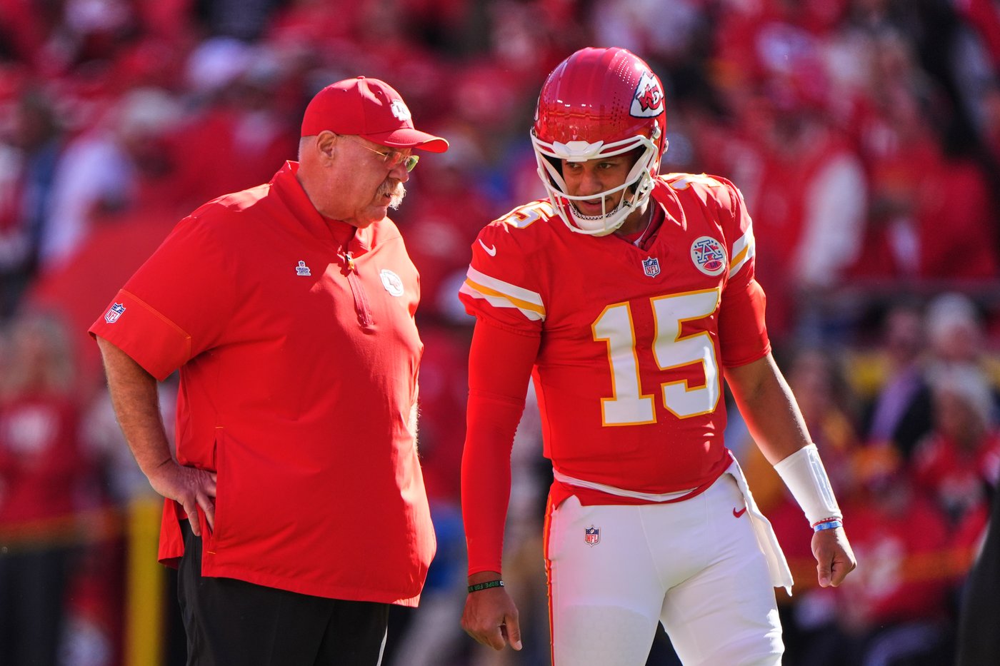 Chiefs savor a 22-6 win but stew over short-yardage failures as the Seahawks and Broncos loom | iNFOnews.ca