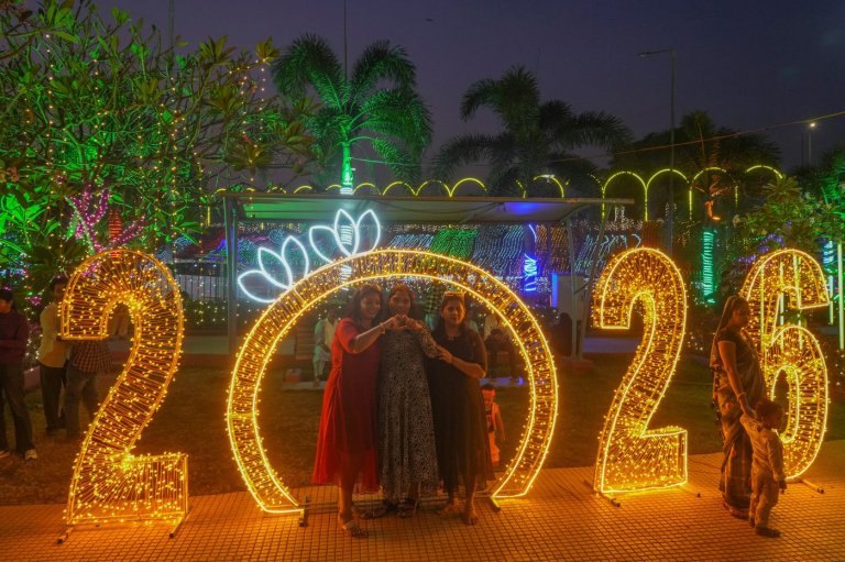 Photos of New Year's celebrations across the globe | iNFOnews.ca