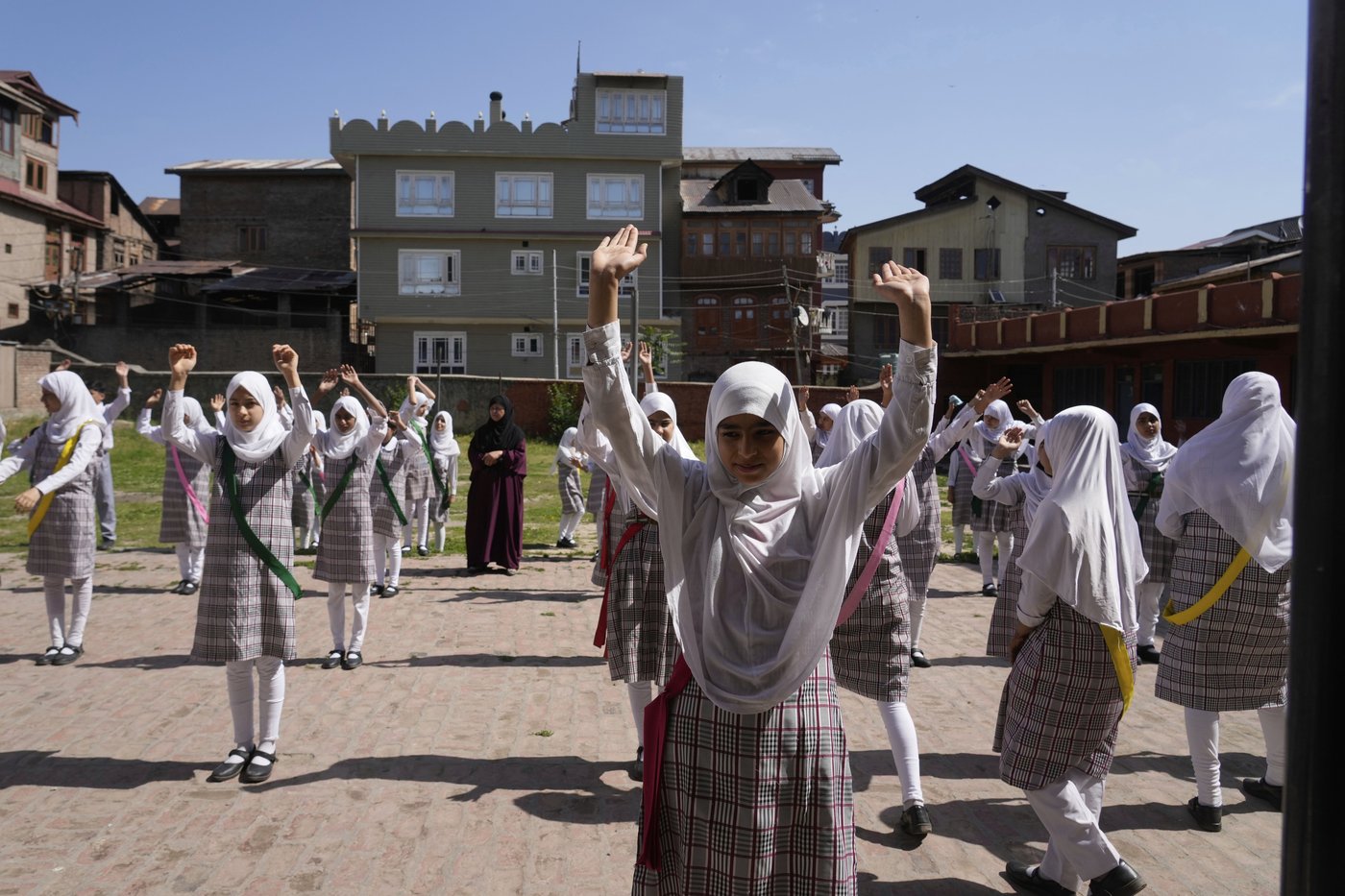 PHOTO COLLECTION: India Pakistan School Reopening | iNFOnews.ca