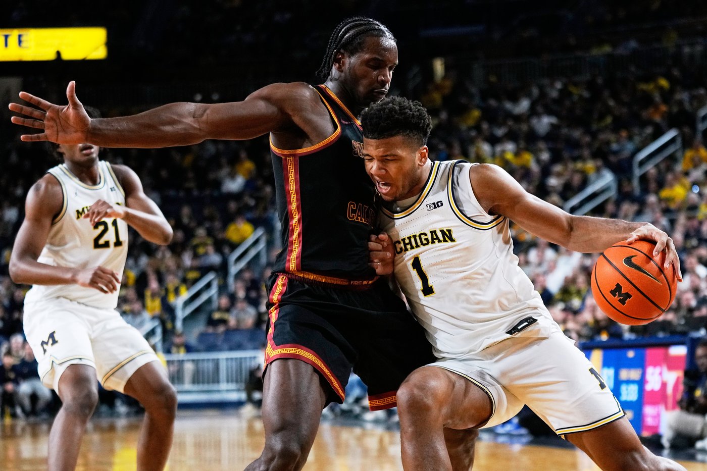 Morez Johnson Jr. scores career-high 29 as No. 2 Michigan beats No. 24 USC | iNFOnews.ca Morez Johnson Jr. scores career-high 29 as No. 2 Michigan beats No. 24 USC | iNFOnews.ca