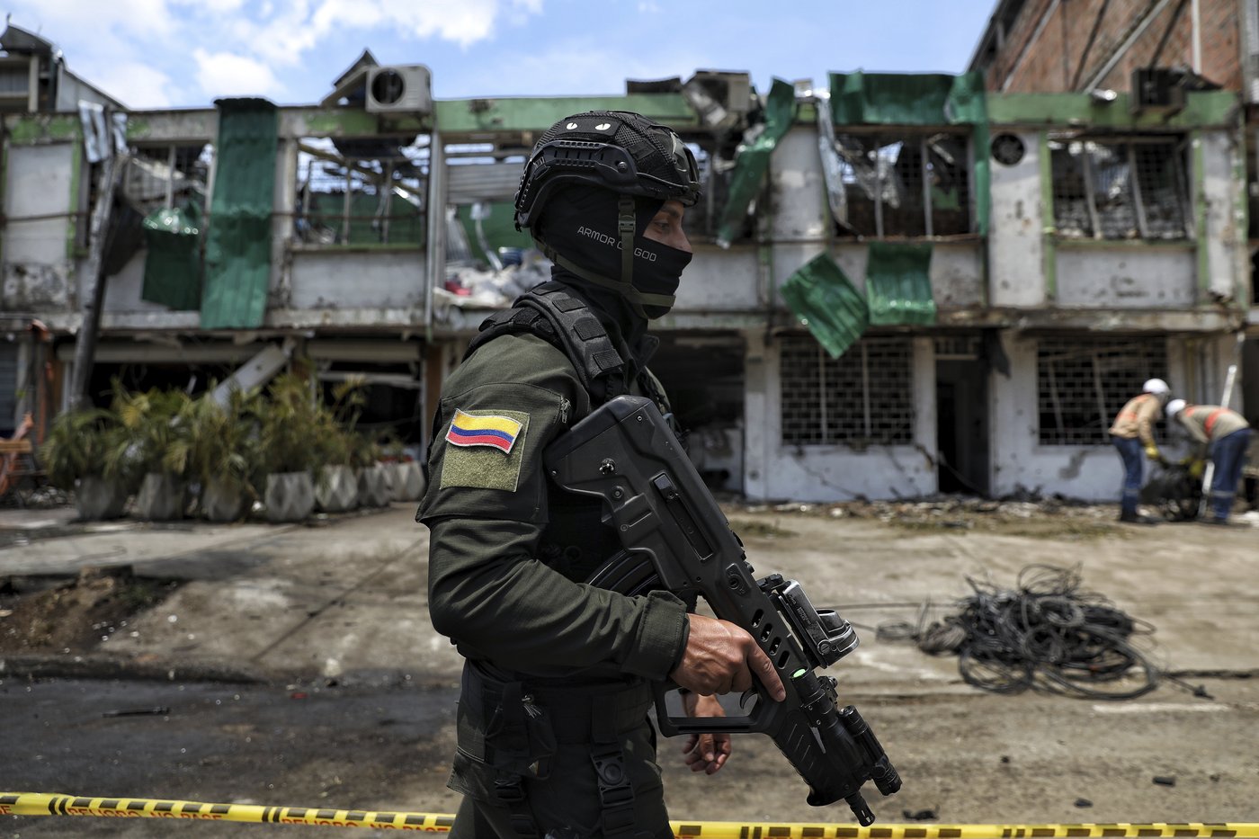 Deadly attacks in Colombia cast a shadow on the president's peace-with-guerrillas policy | iNFOnews.ca Deadly attacks in Colombia cast a shadow on the president's peace-with-guerrillas policy | iNFOnews.ca