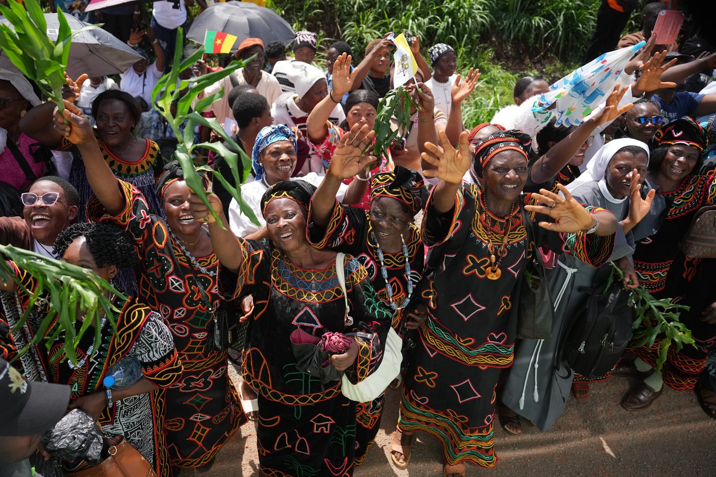 Photos of Pope Leo XIV's trip to Africa | iNFOnews.ca