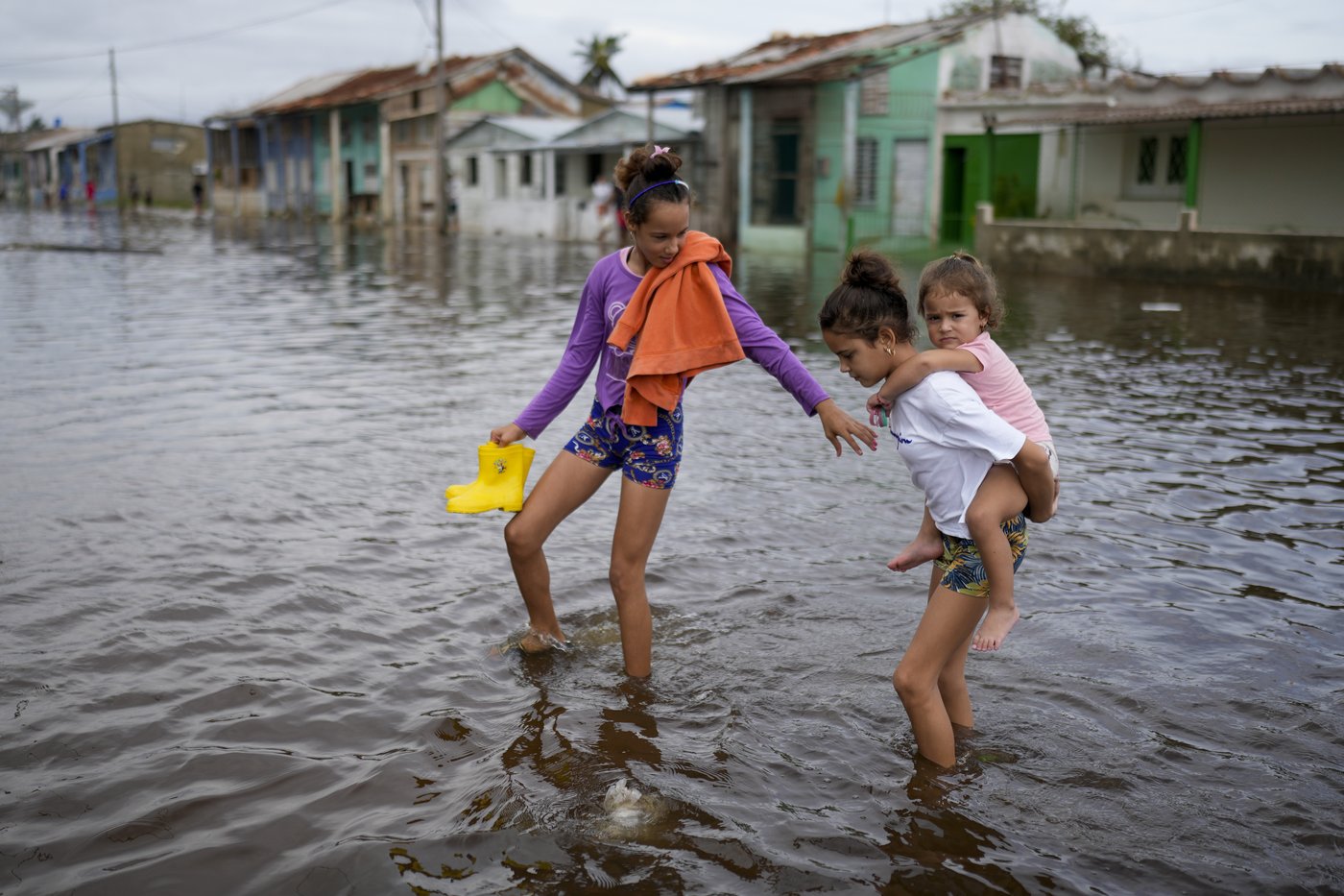 Cuba left reeling after Category 3 hurricane ravages island and knocks out power grid | iNFOnews.ca