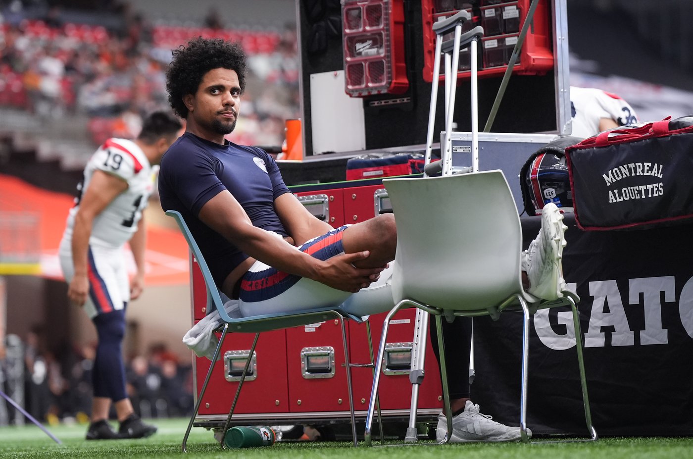 Alouettes QB Caleb Evans leaves game against Lions with injury | iNFOnews.ca