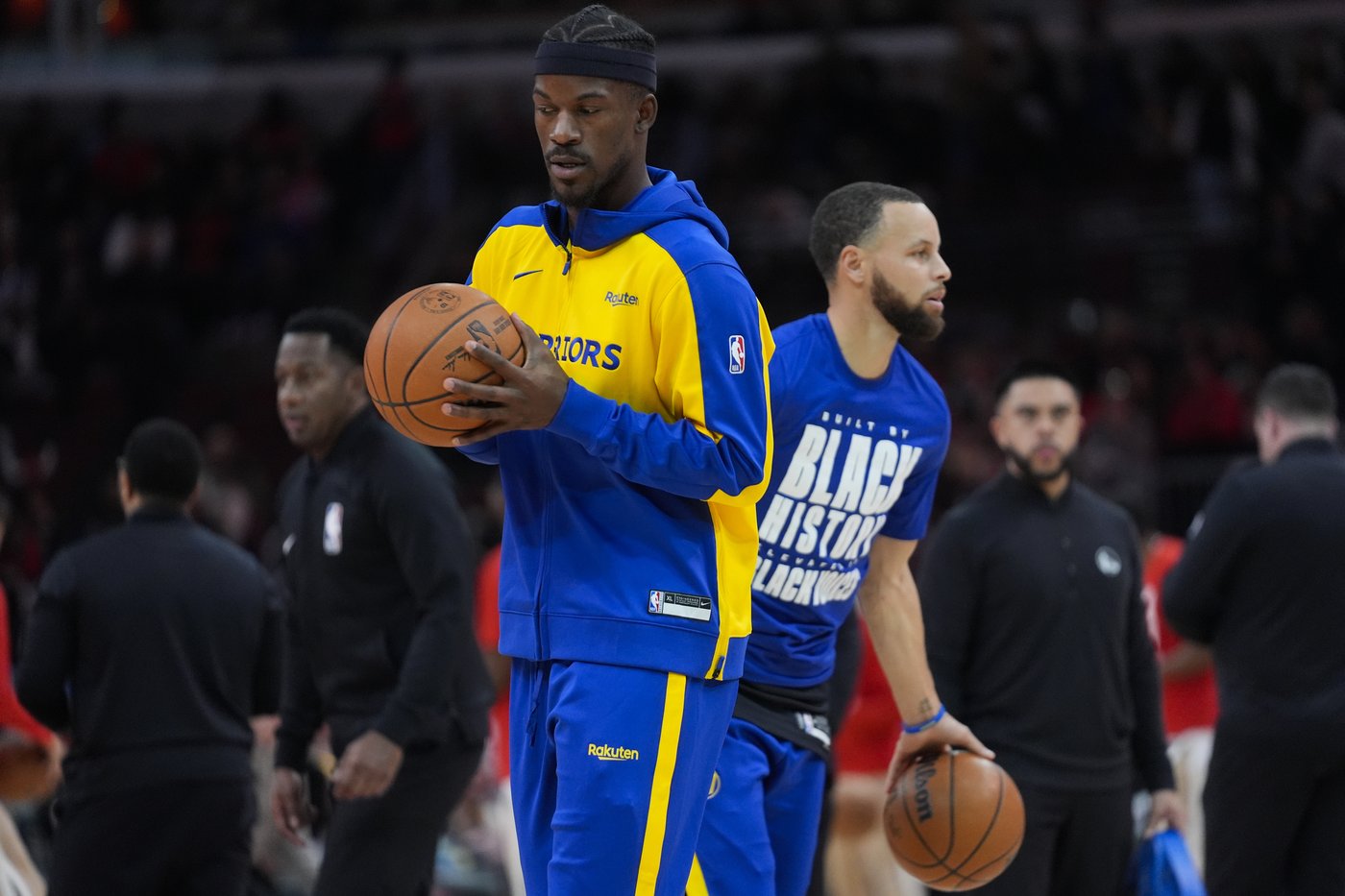 Curry scores 34 points, Butler adds 25 in Golden State debut as Warriors rally to beat Bulls 132-111 | iNFOnews.ca