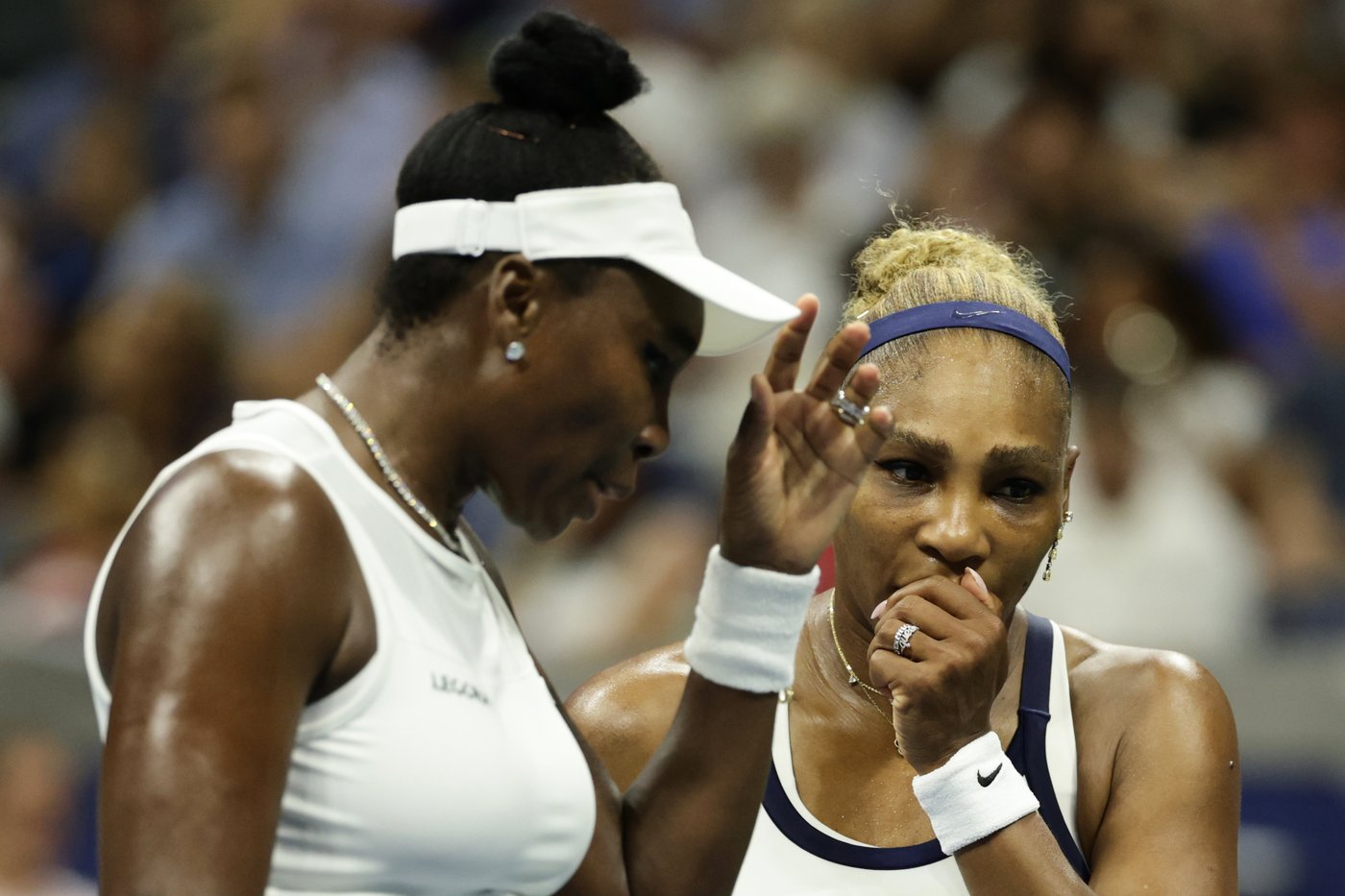 Serena and Venus Williams lose in a match tiebreaker in their return to the US Open | iNFOnews.ca