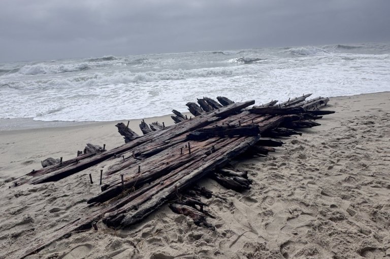 Maritime experts travel to Nantucket to investigate shipwreck remains exposed by nor’easter | iNFOnews.ca