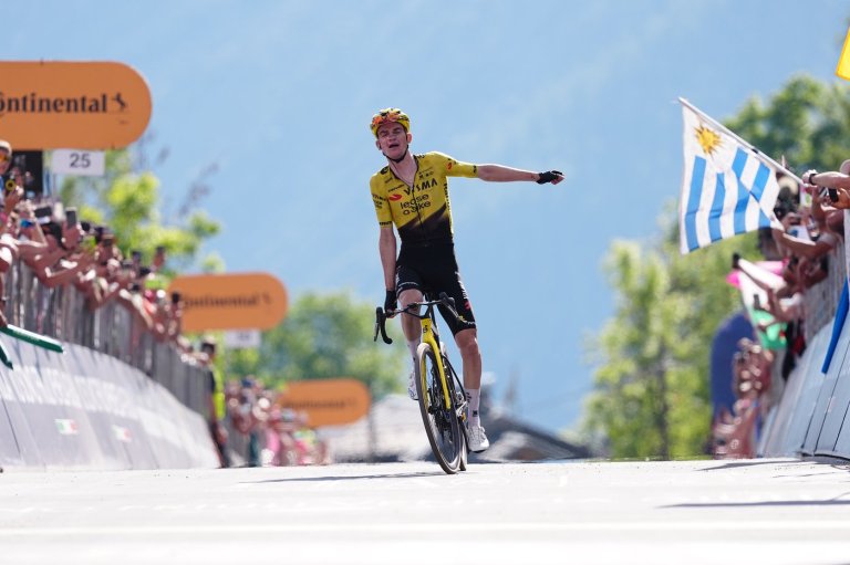 Kuss solos to victory on Giro's brutal queen stage and Vingegaard stays in pink | iNFOnews.ca