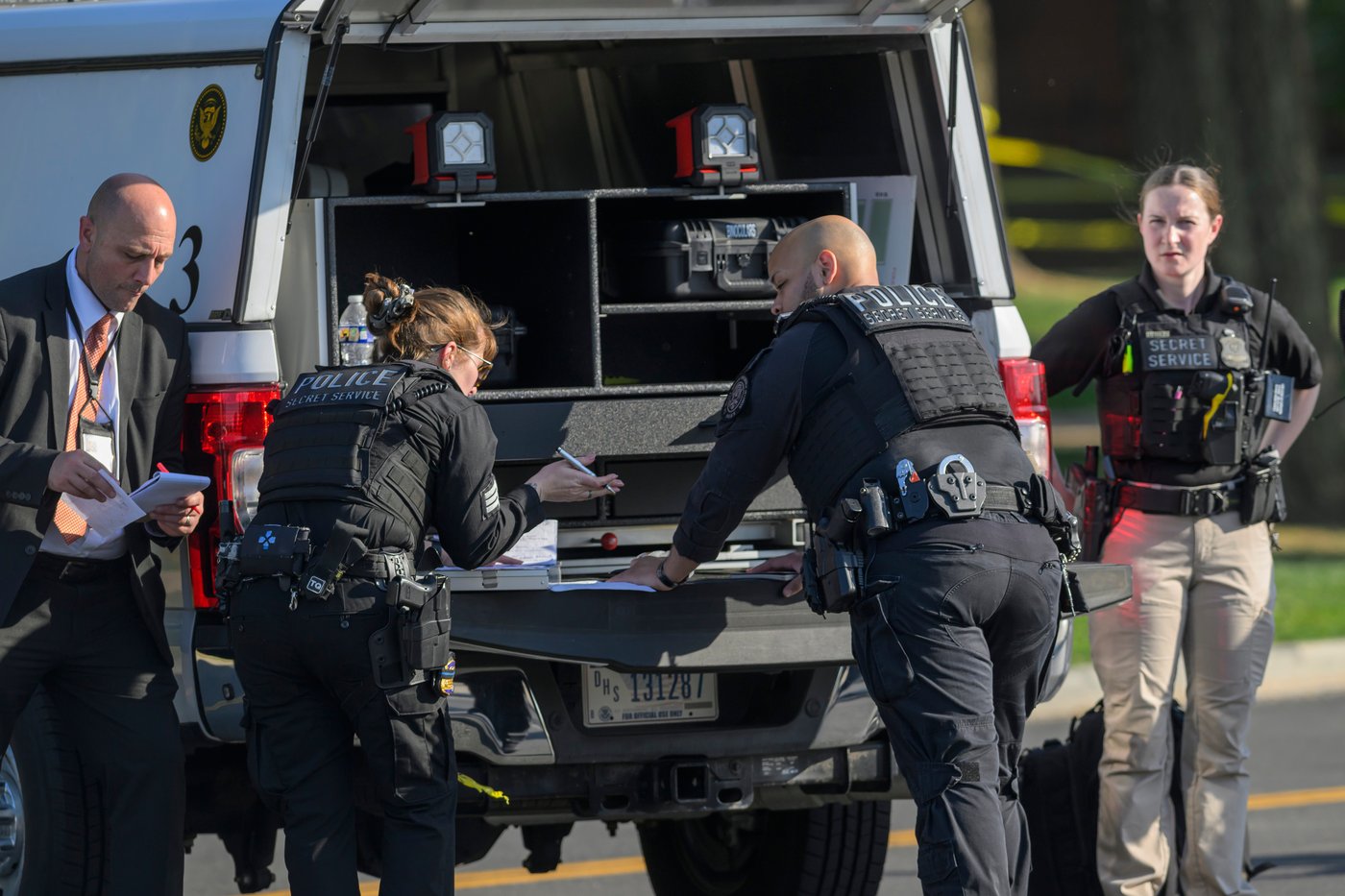 Secret Service says suspect opened fire on them and was shot in exchange near Washington Monument | iNFOnews.ca