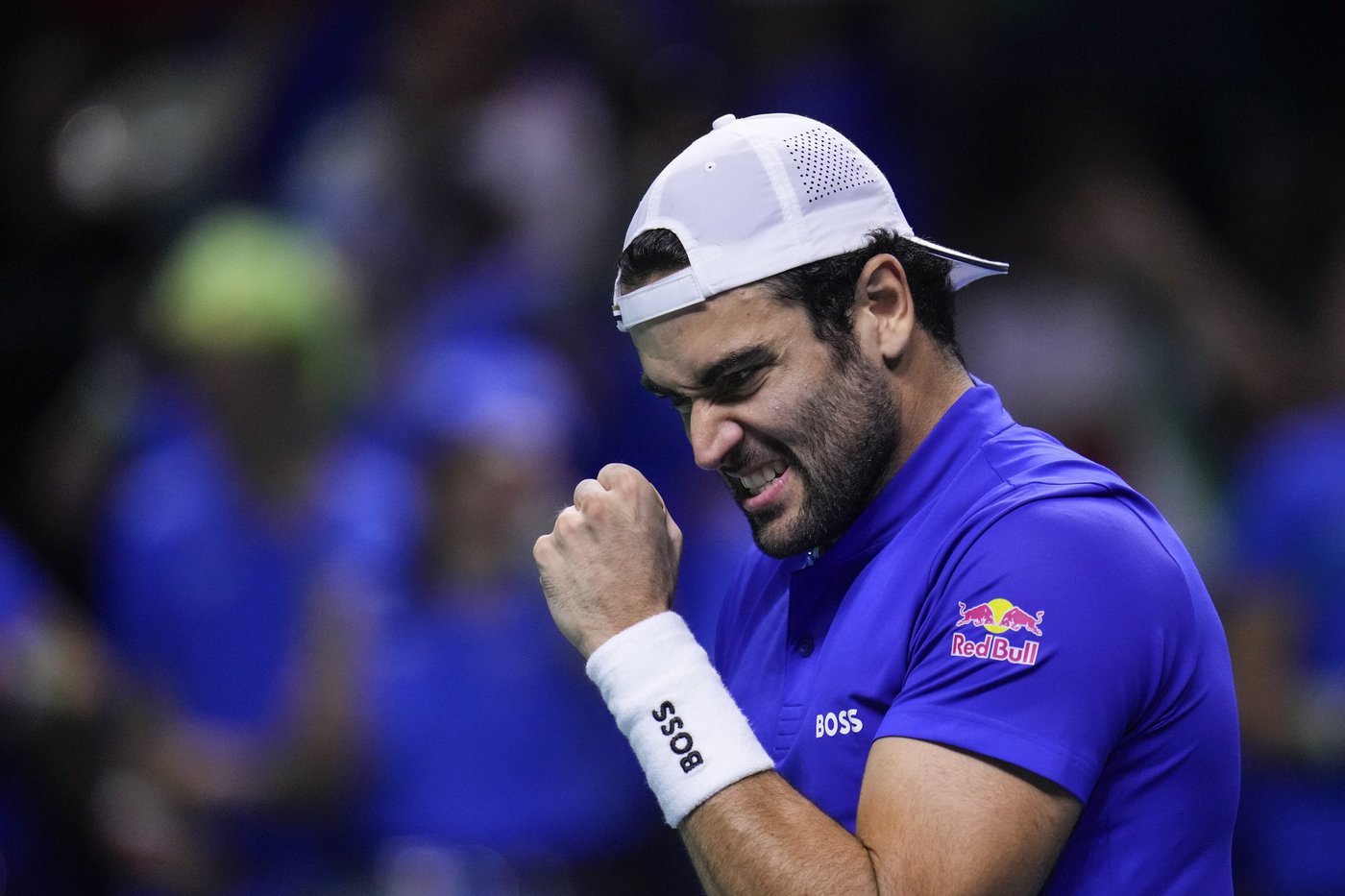 Jannik Sinner leads Italy past the Netherlands for its second consecutive Davis Cup title | iNFOnews.ca