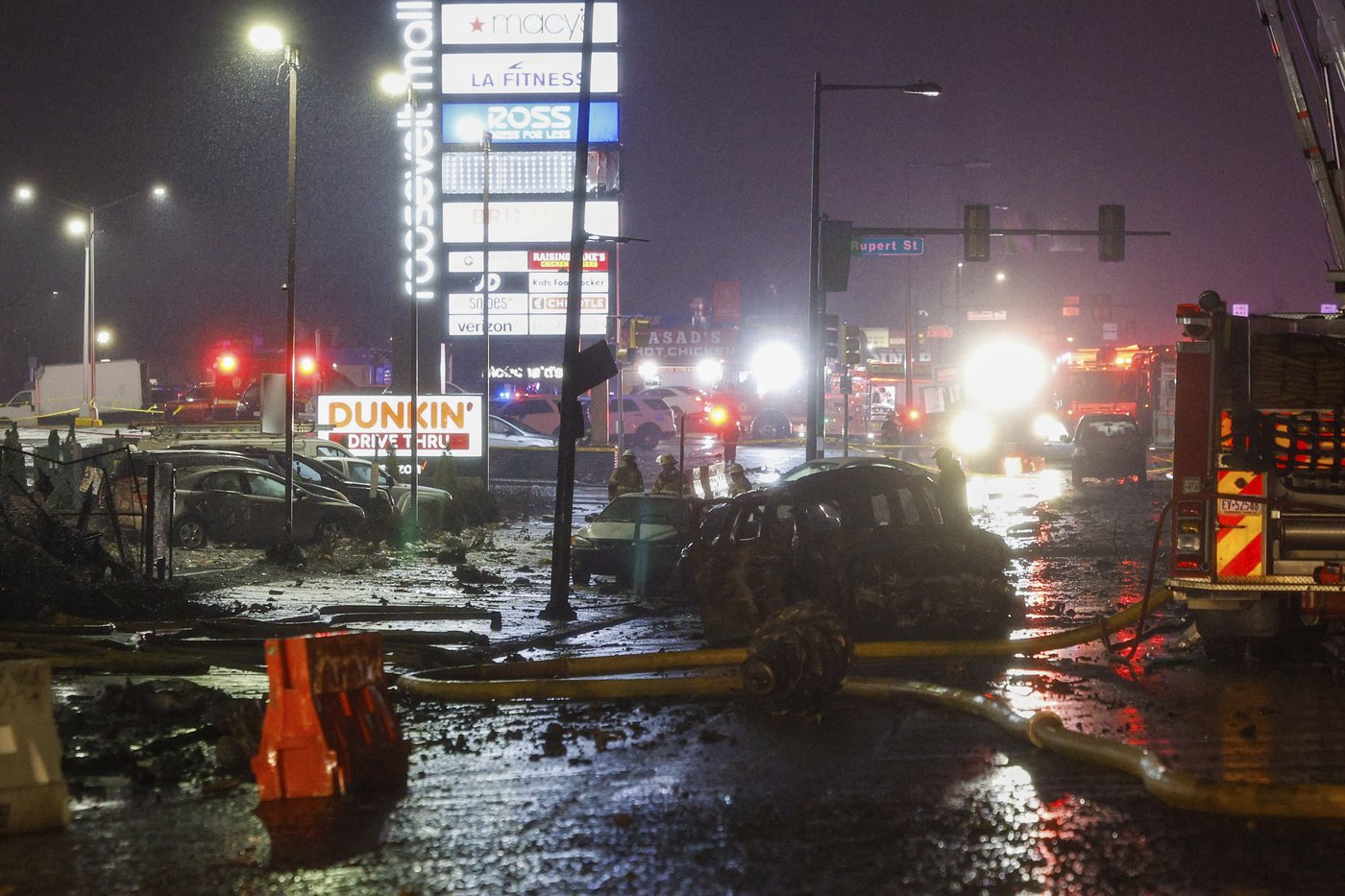 Mayor says 5 injured in fatal Philadelphia plane crash remain hospitalized, 3 in critical condition | iNFOnews.ca Mayor says 5 injured in fatal Philadelphia plane crash remain hospitalized, 3 in critical condition | iNFOnews.ca