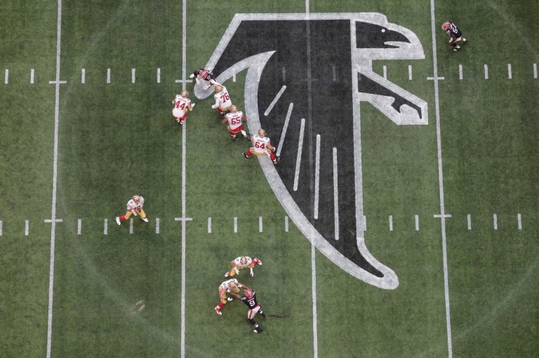 Atlanta Falcons' social media post of their throwback logo causes a stir online | iNFOnews.ca