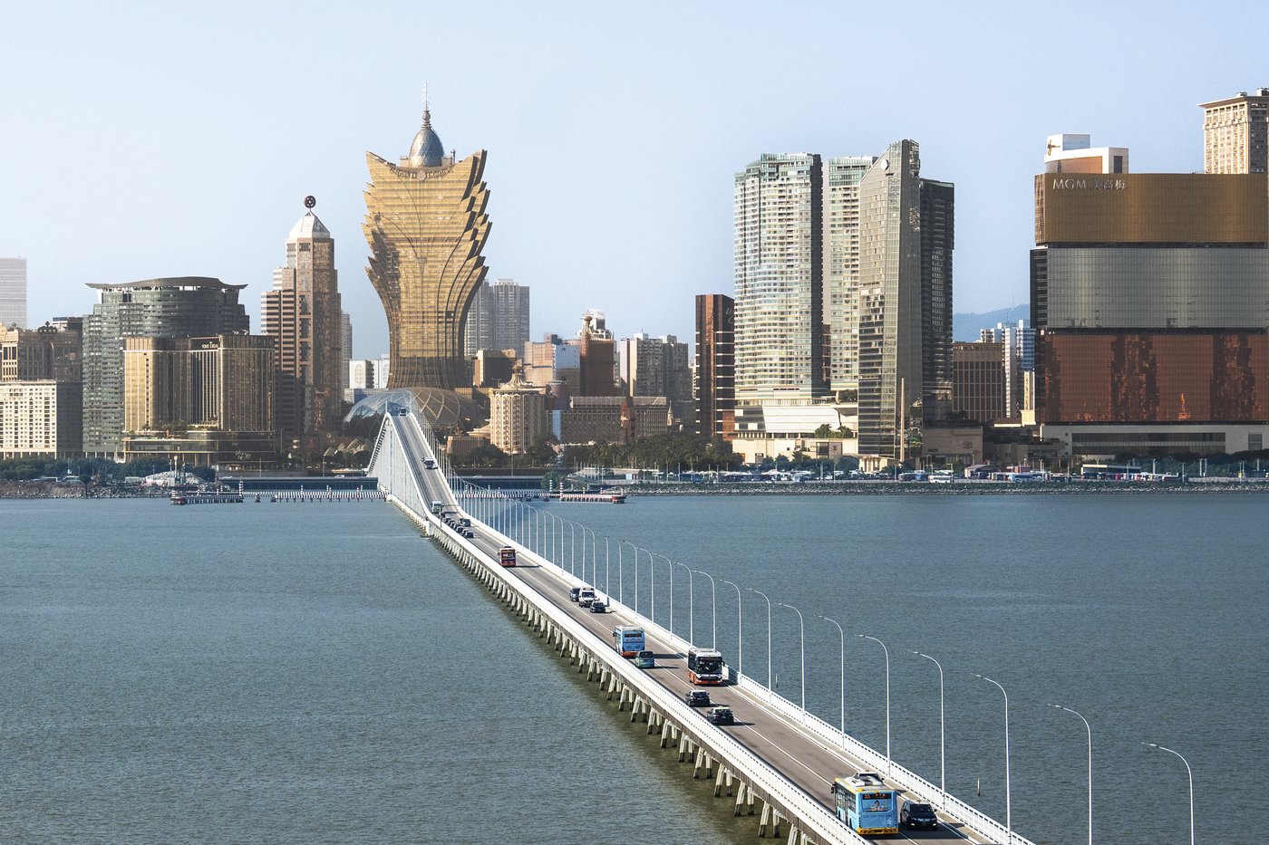 Macao's casino boom brings wealth but at a cost, 25 years since China's takeover | iNFOnews.ca