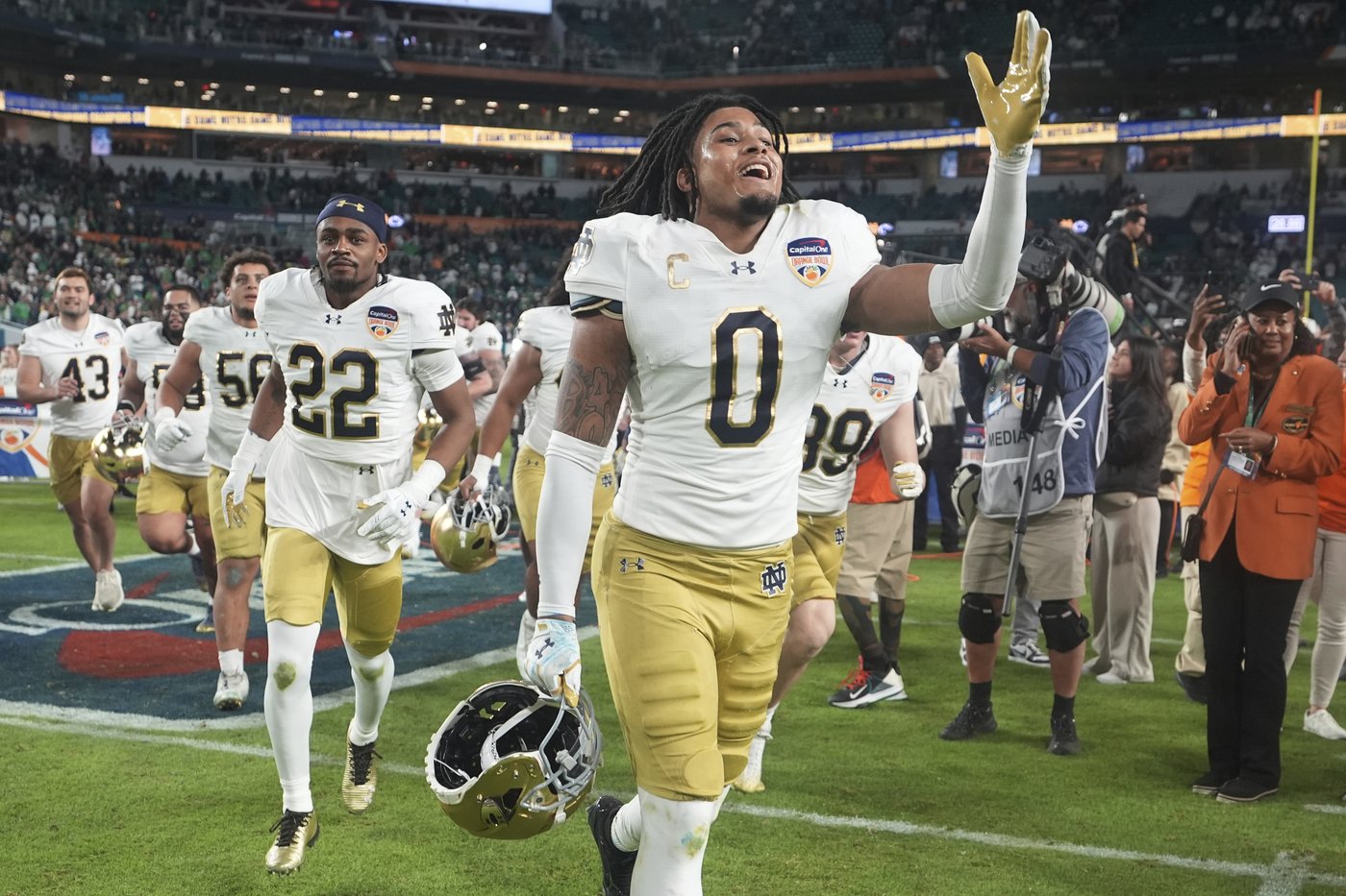 Notre Dame All-America safety Xavier Watts announces he'll enter the NFL draft | iNFOnews.ca