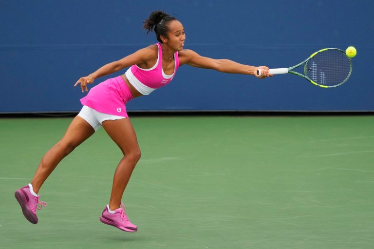 Fernandez eliminated from Wuhan Open with third-round loss to Ostapenko | iNFOnews.ca