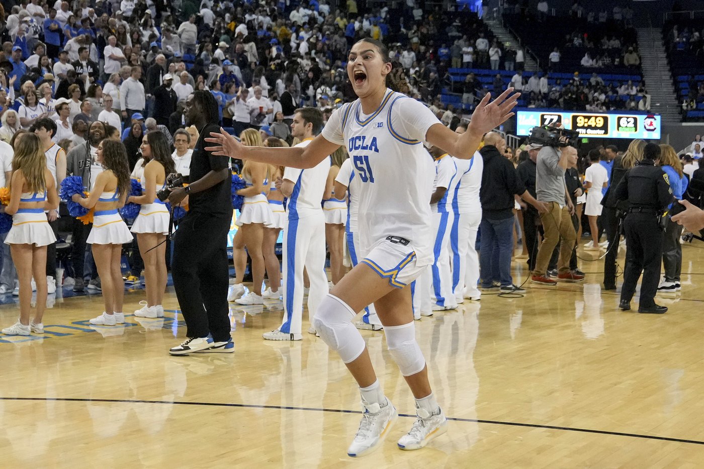 UCLA women looking for more after upsetting South Carolina. First win over No. 1 team in 21 tries | iNFOnews.ca UCLA women looking for more after upsetting South Carolina. First win over No. 1 team in 21 tries | iNFOnews.ca