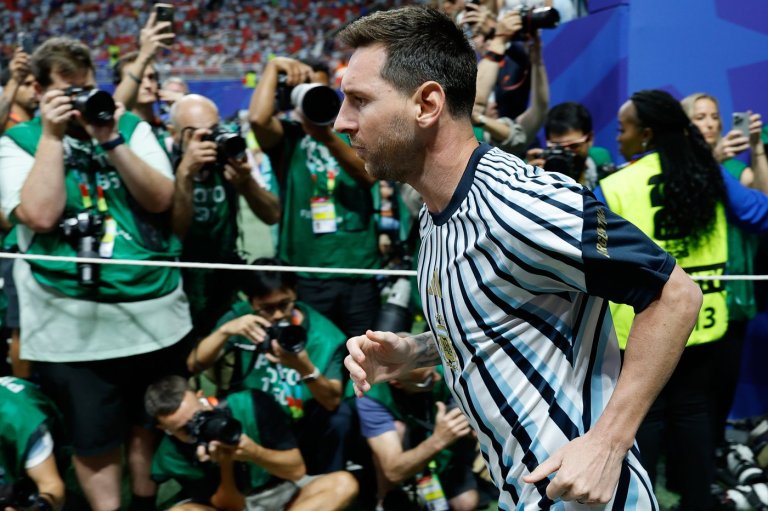Messi's Argentina faces Egypt and Switzerland meets Colombia in World Cup last 16, in photos | iNFOnews.ca