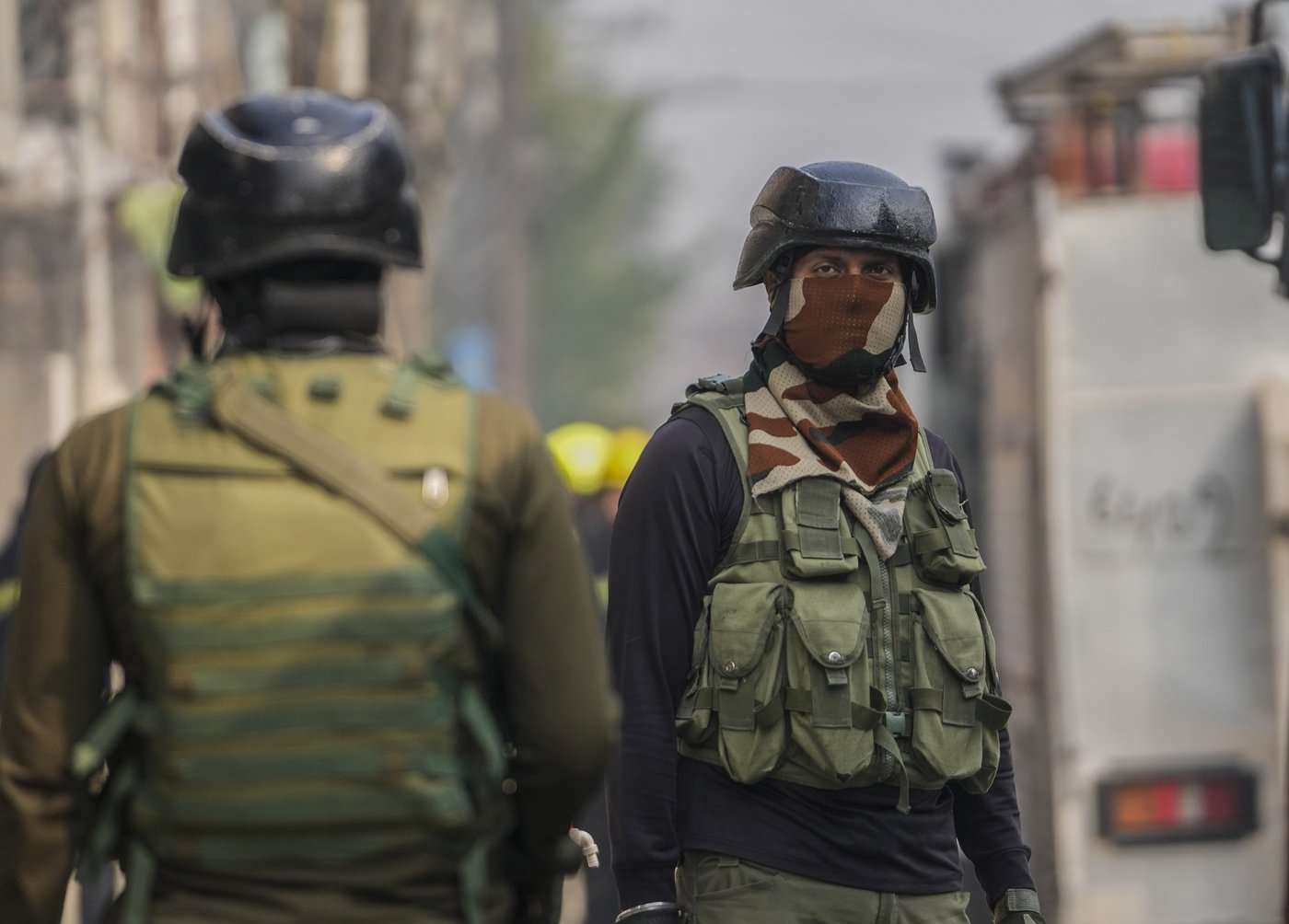 A grenade explosion in a busy market in Indian-controlled Kashmir wounds 9 | iNFOnews.ca