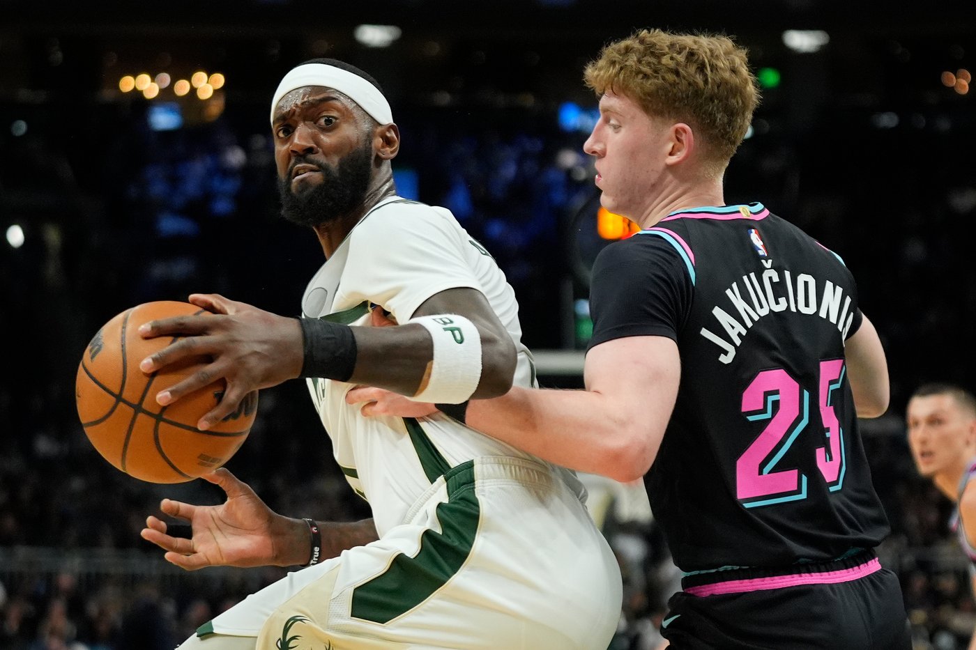 Porter, Portis and Rollins power the Bucks to a 128-117 win over the Heat | iNFOnews.ca Porter, Portis and Rollins power the Bucks to a 128-117 win over the Heat | iNFOnews.ca
