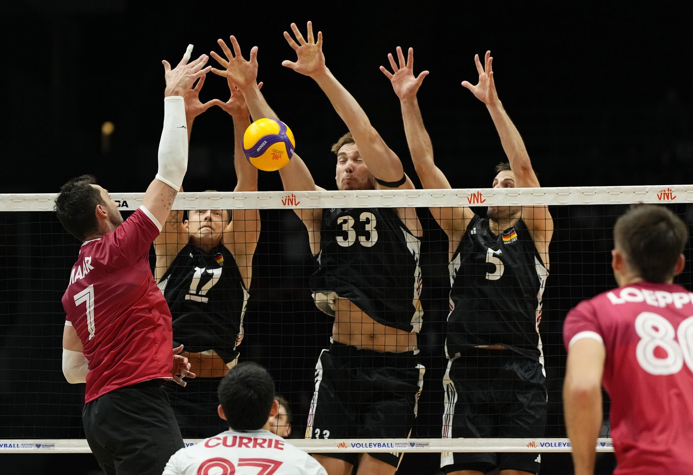 Canada men defeat Olympic champion France for first time in Volleyball Nations League | iNFOnews.ca