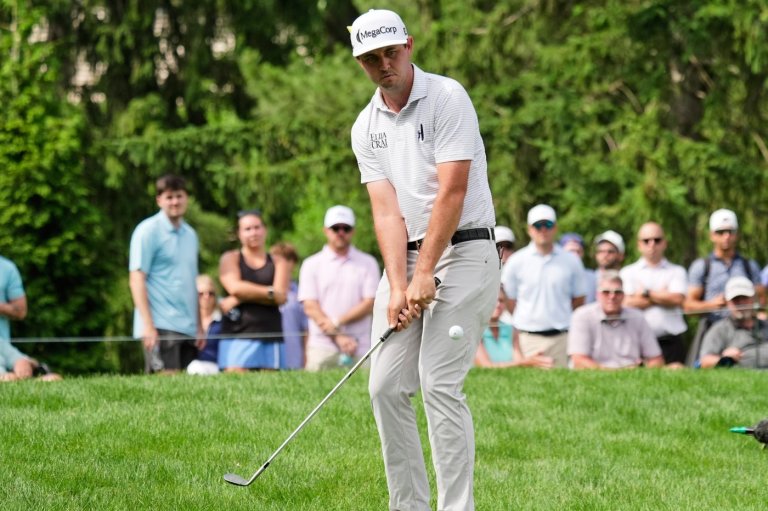J.T. Poston seizes control at the Memorial to build a 4-shot lead | iNFOnews.ca