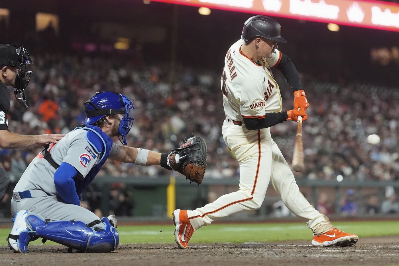 Rafael Devers hits two of San Francisco's four home runs, Giants power past Cubs 12-3 | iNFOnews.ca