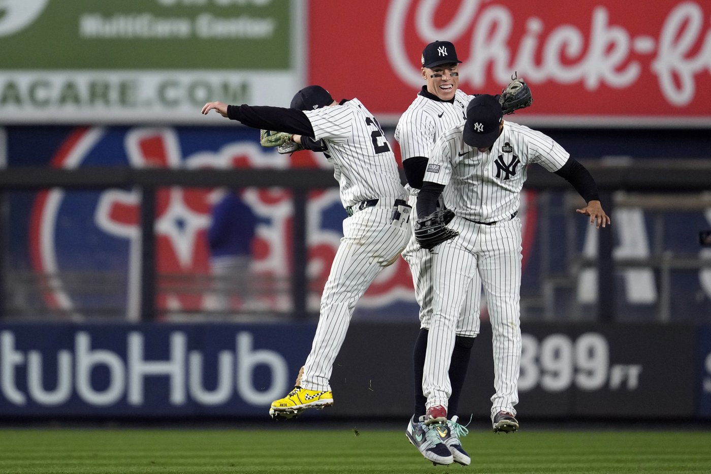 Volpe slam sparks comeback after Freeman homer, Yanks beat Dodgers 11-4 to force World Series Game 5 | iNFOnews.ca