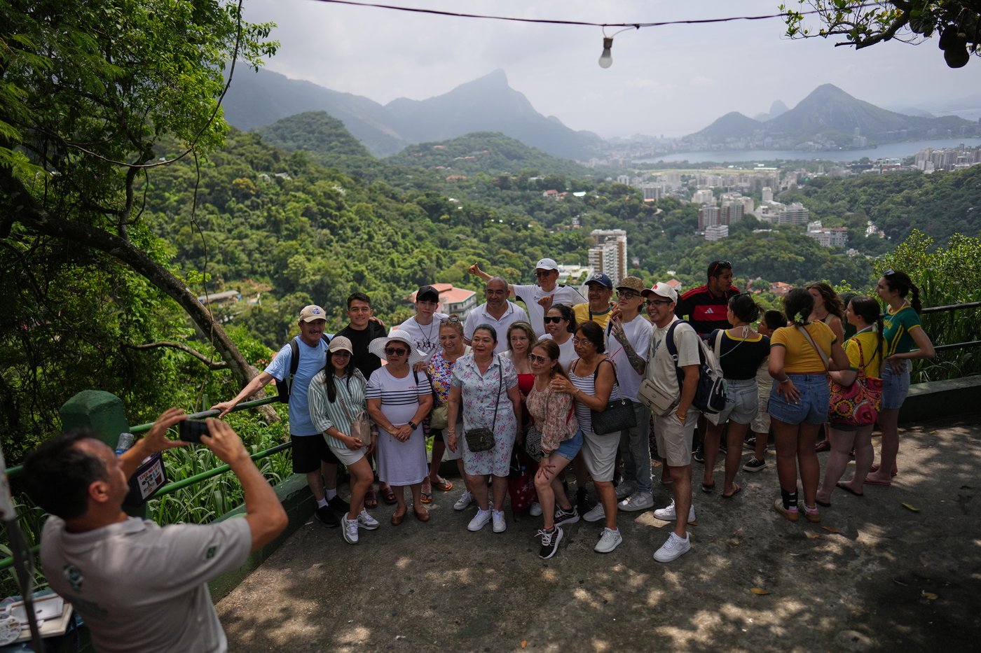 Rio's favelas become hot tourist destination as visitors seek cultural immersion | iNFOnews.ca
