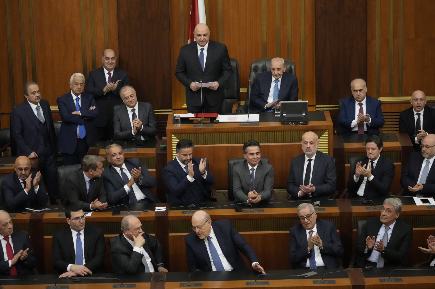 Lebanon's parliament elects army commander Joseph Aoun as president, ending a 2-year deadlock | iNFOnews.ca