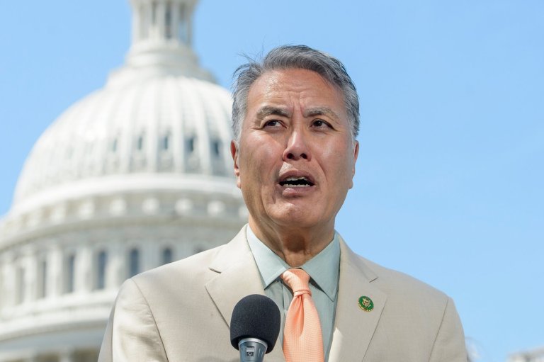This congressman's family was swept up in WWII Japanese detention. He sees a repeat in today's raids | iNFOnews.ca