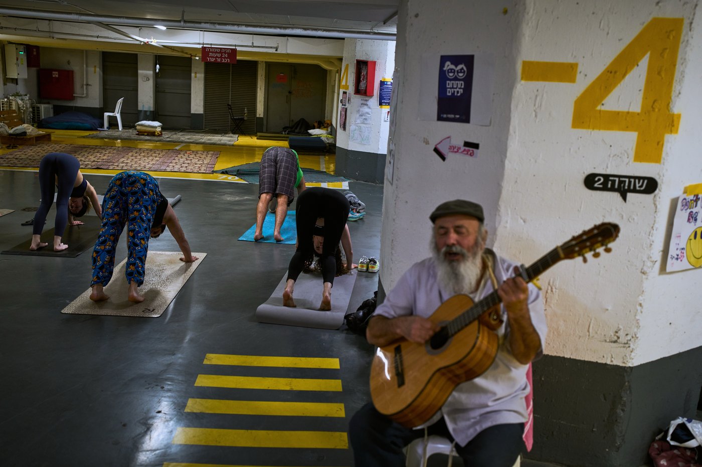 PHOTO ESSAY: Life goes on underground in Israel, in scenes both real and surreal | iNFOnews.ca