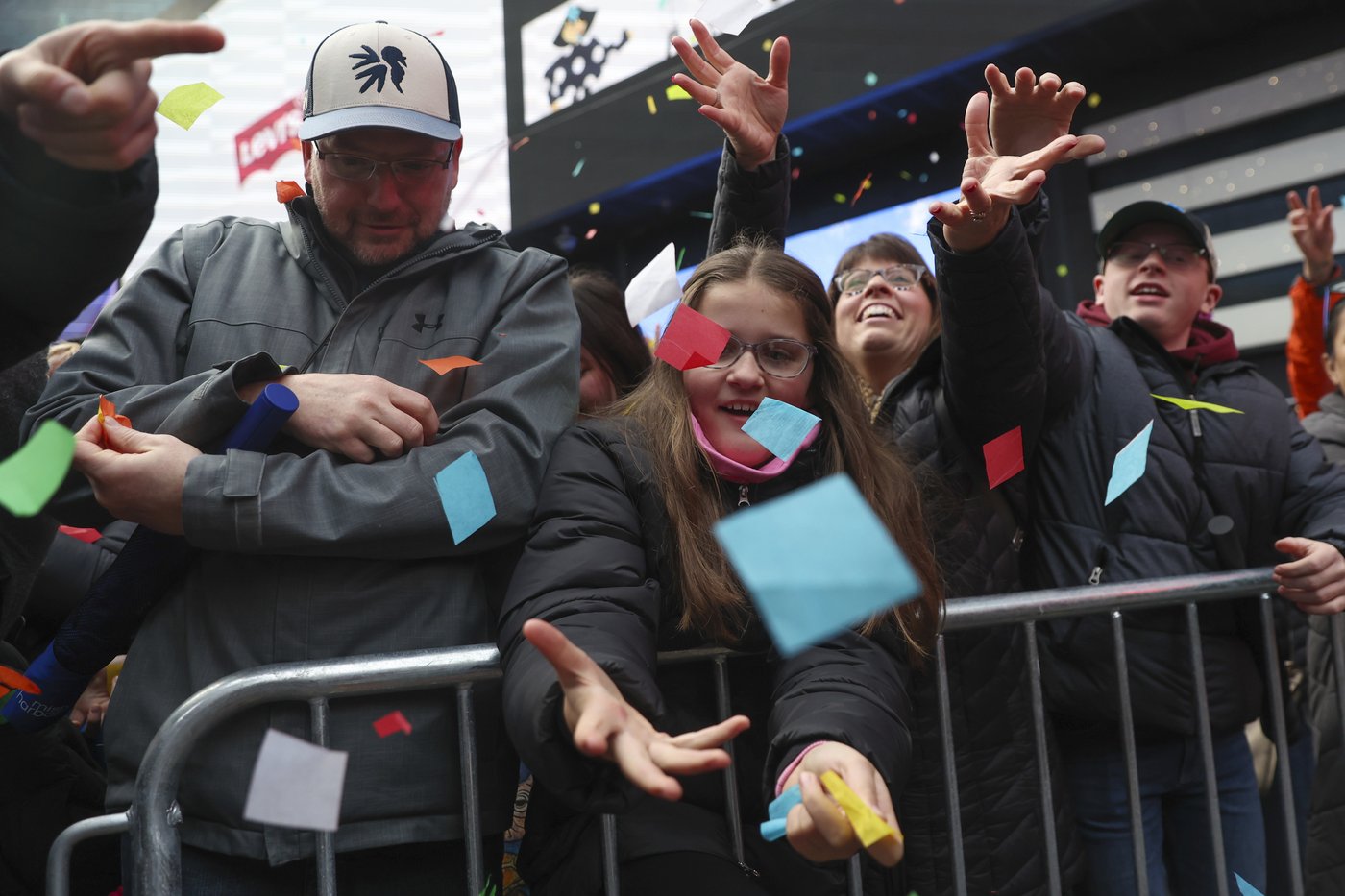 Times Square ball takes final test for New Year's Eve | iNFOnews.ca